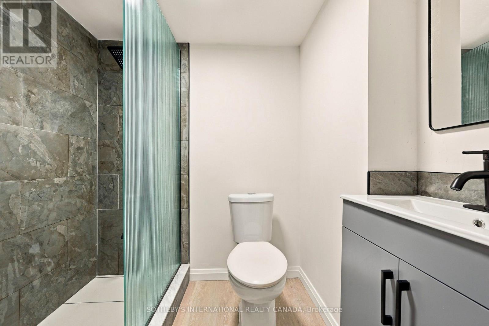 99 SANDMERE AVENUE - 34