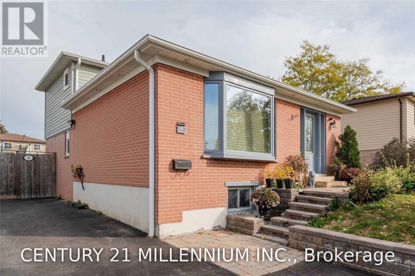 Photo of 8 Sutherland Avenue
