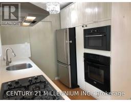 8 Sutherland Avenue, Brampton, ON L6V2H4 Photo 9