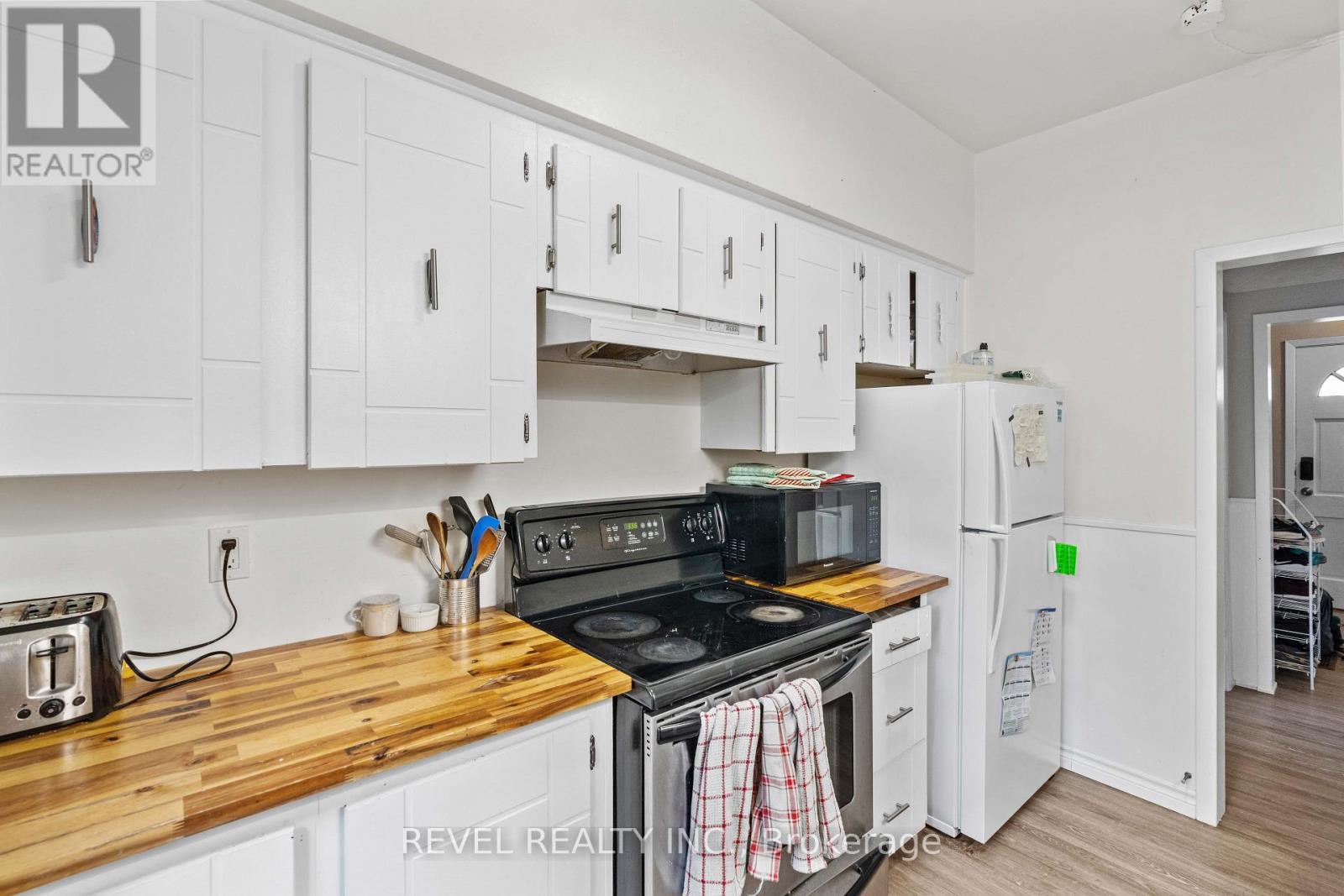 33 CLINE AVENUE N - 7