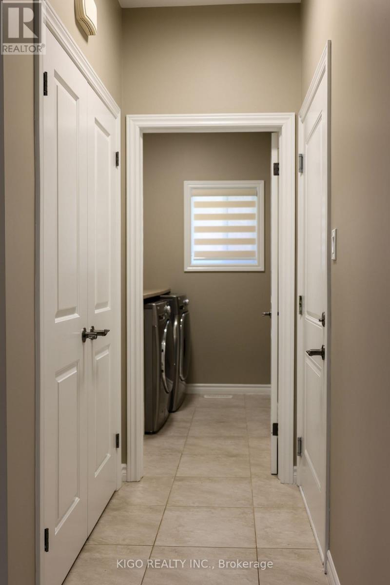 1121 MEDWAY PARK DRIVE - 24
