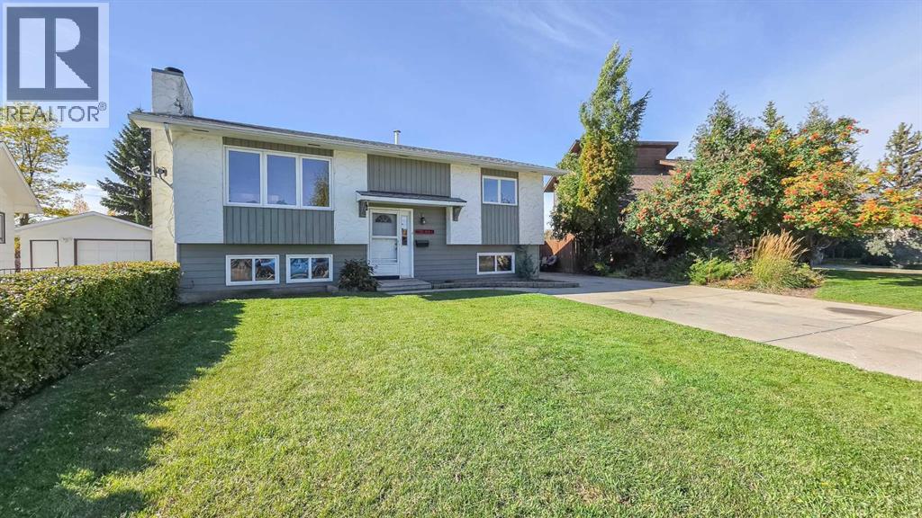 7330 99A Street - 1