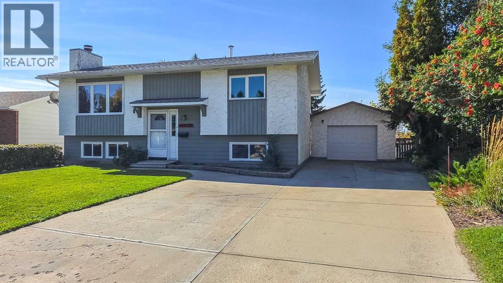 7330 99A Street - 2