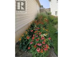 25 Sudds Lane, Brantford, ON N3T6M5 Photo 32