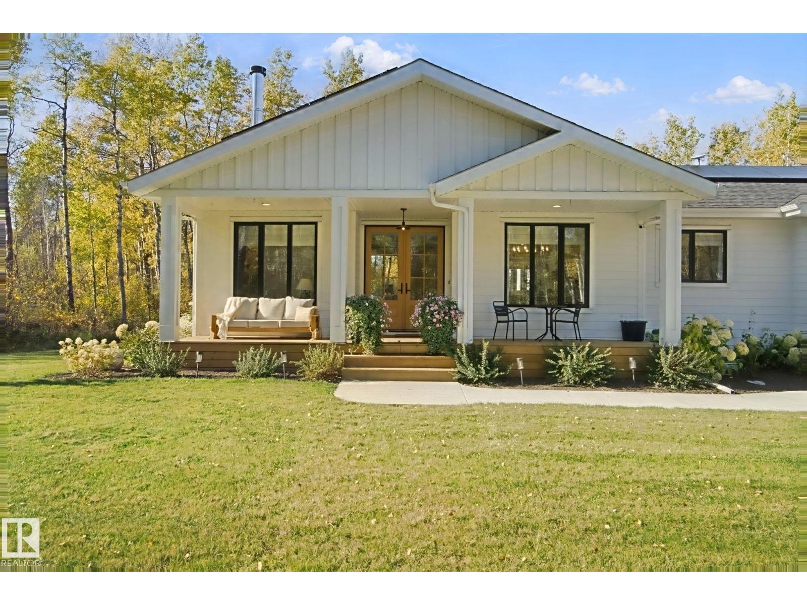 30 52467 Range Road 214 - 2