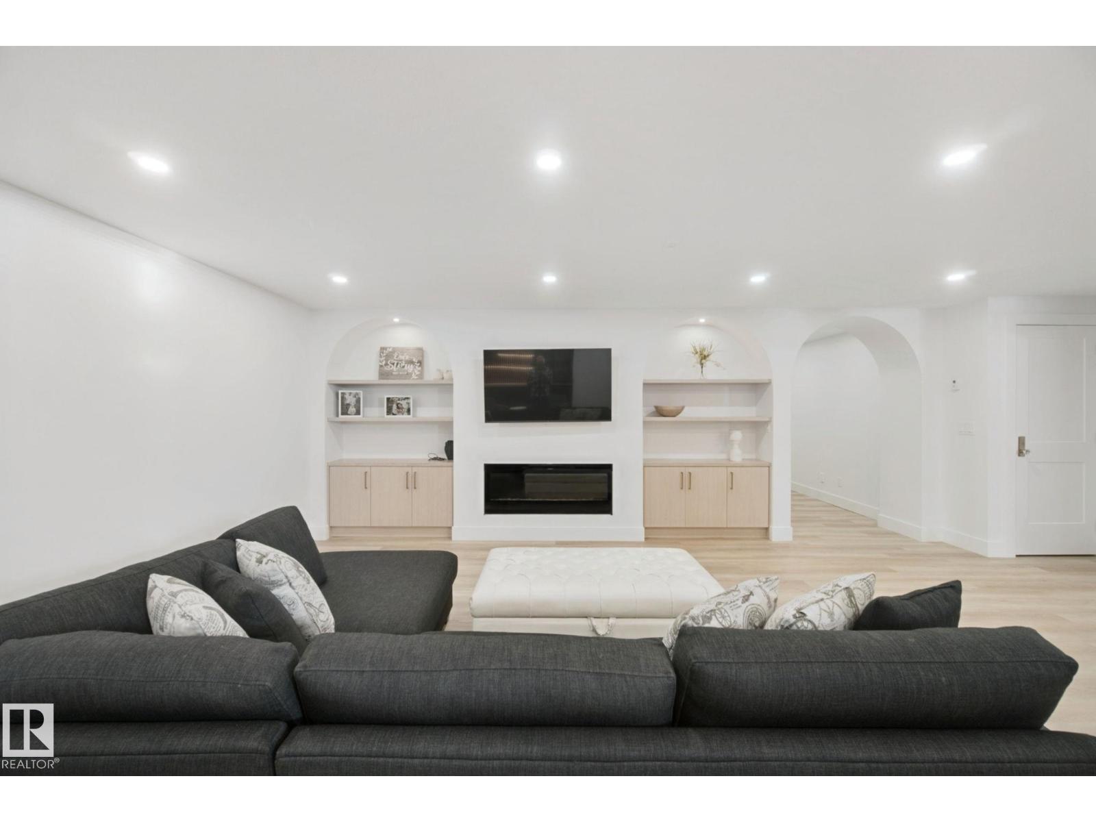 30 52467 Range Road 214 - 45