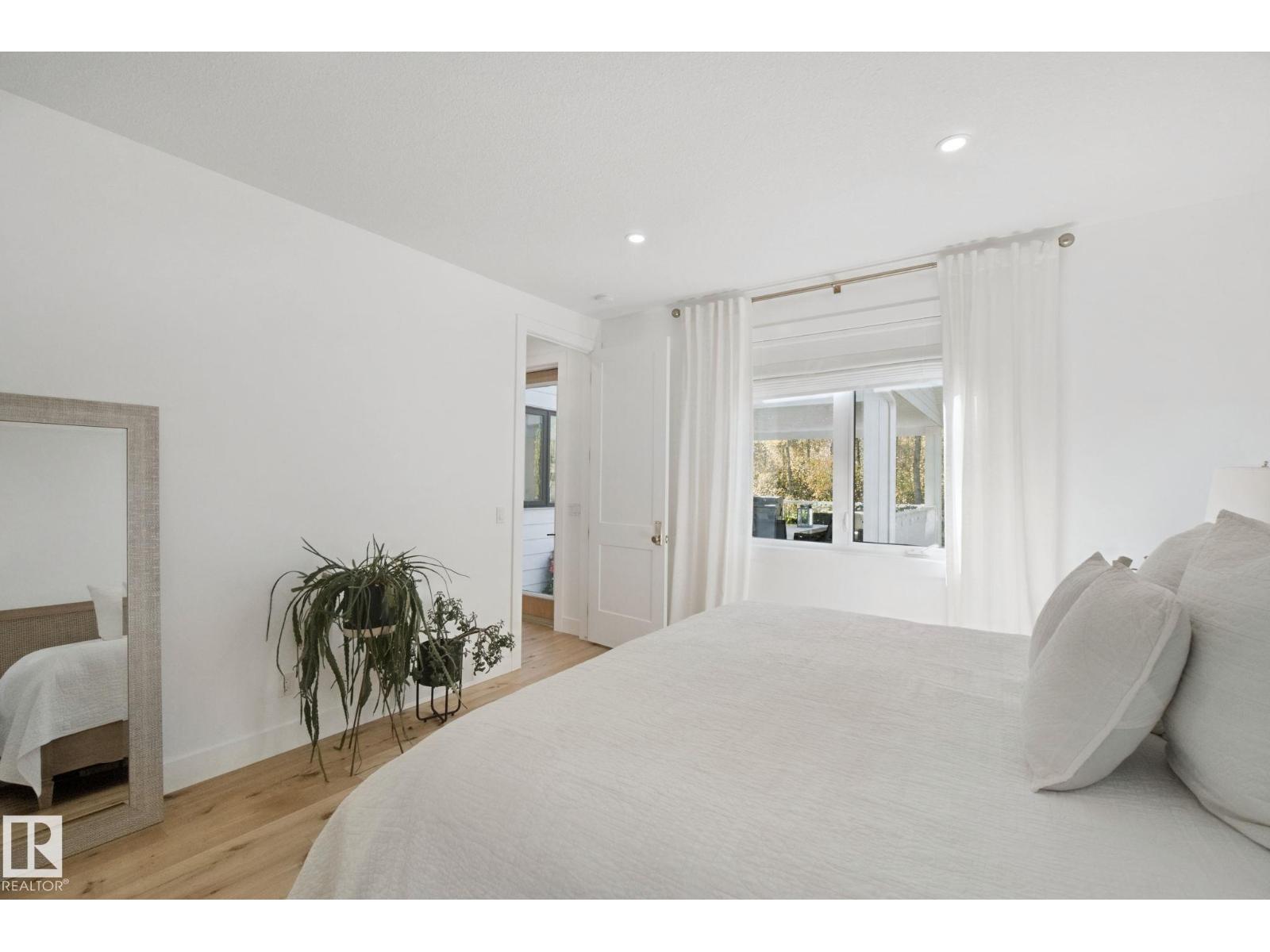 30 52467 Range Road 214 - 25