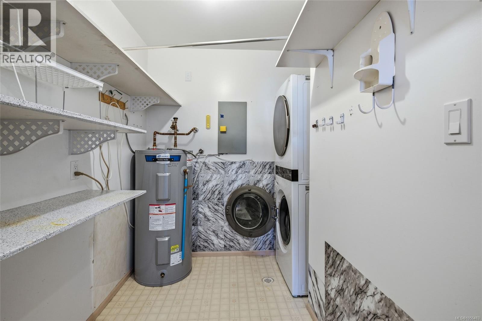 #304 266 Hirst Ave - 21