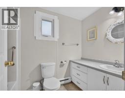 83 Louisbourg Street, Shediac, NB E4P1Z8 Photo 9