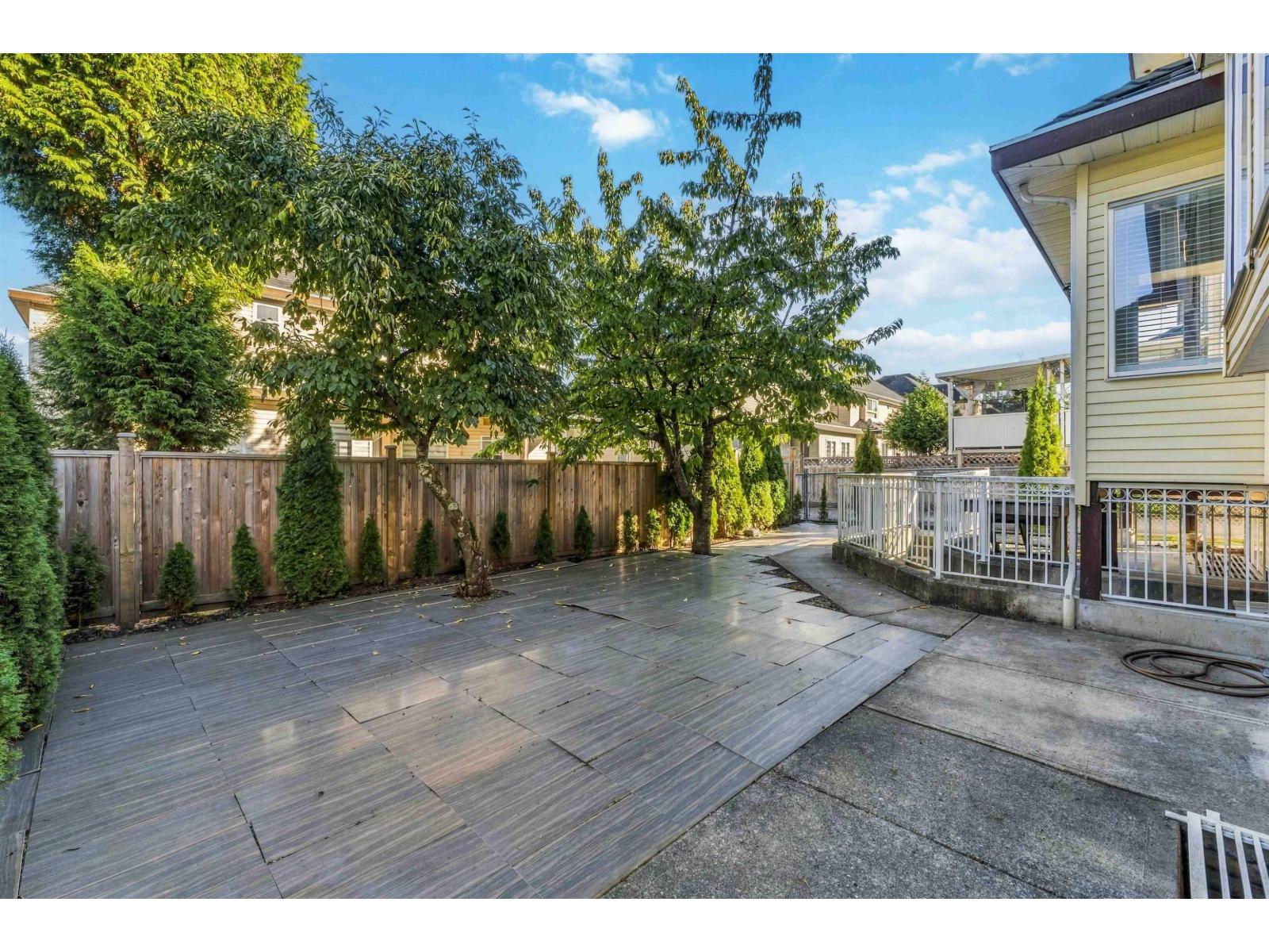 Photo of 6276 132A STREET 38