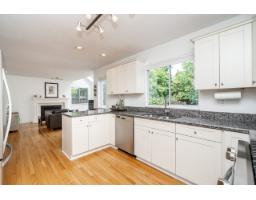954 160b Street, Surrey, BC V4A9A7 Photo 13