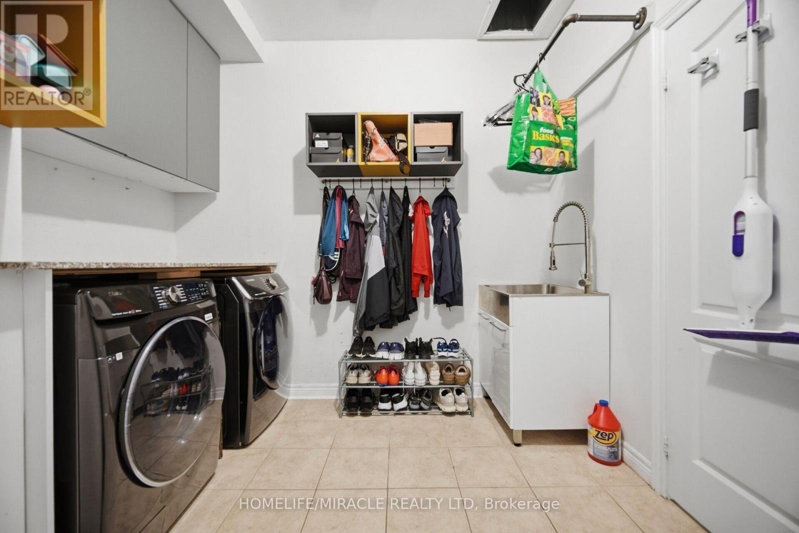 5 BILLANCOURT CRESCENT - Image 36