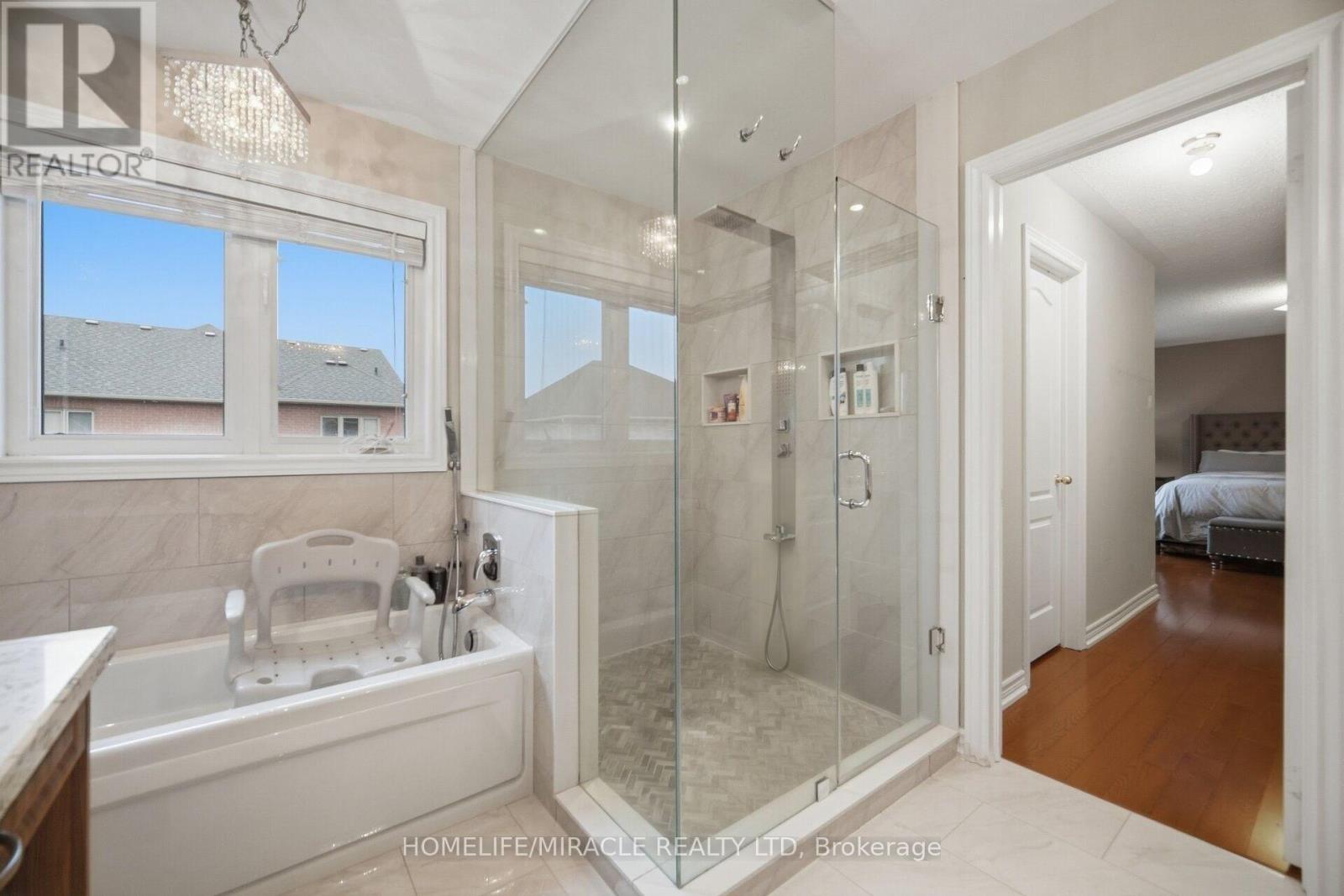 5 BILLANCOURT CRESCENT - Image 30