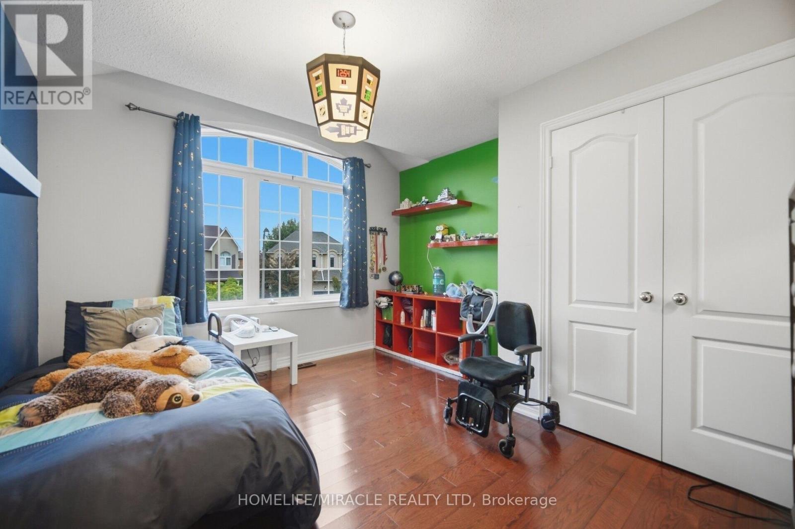 5 BILLANCOURT CRESCENT - Image 33