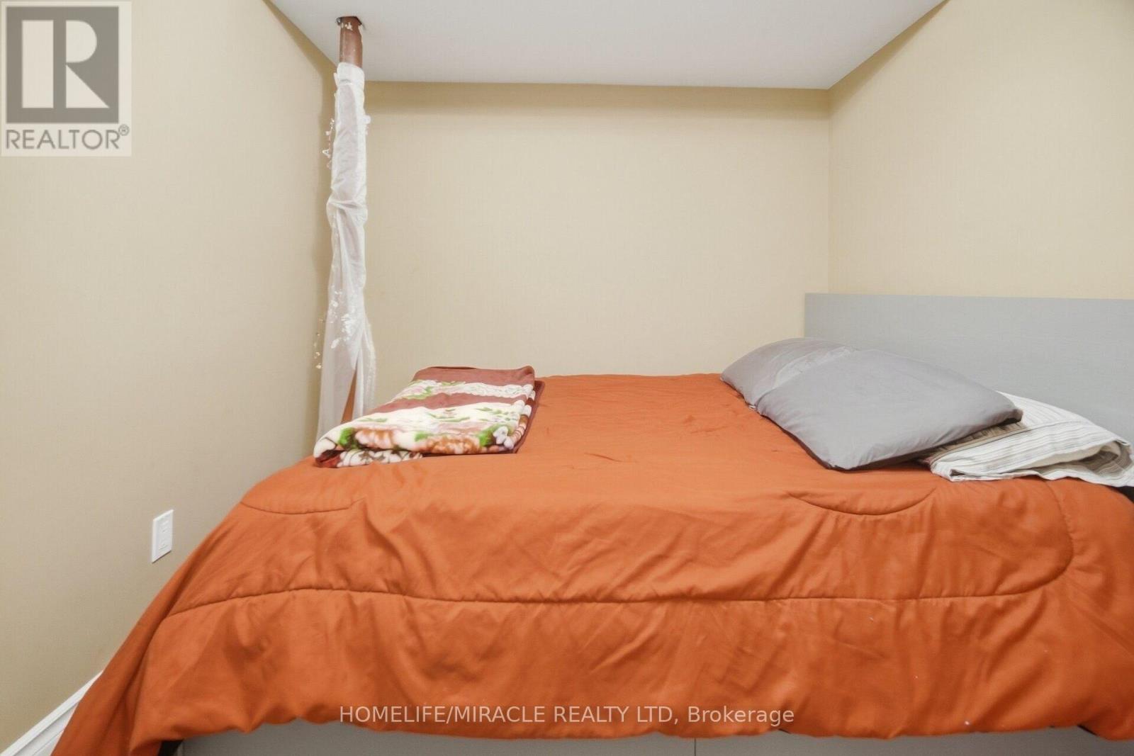 5 BILLANCOURT CRESCENT - Image 43