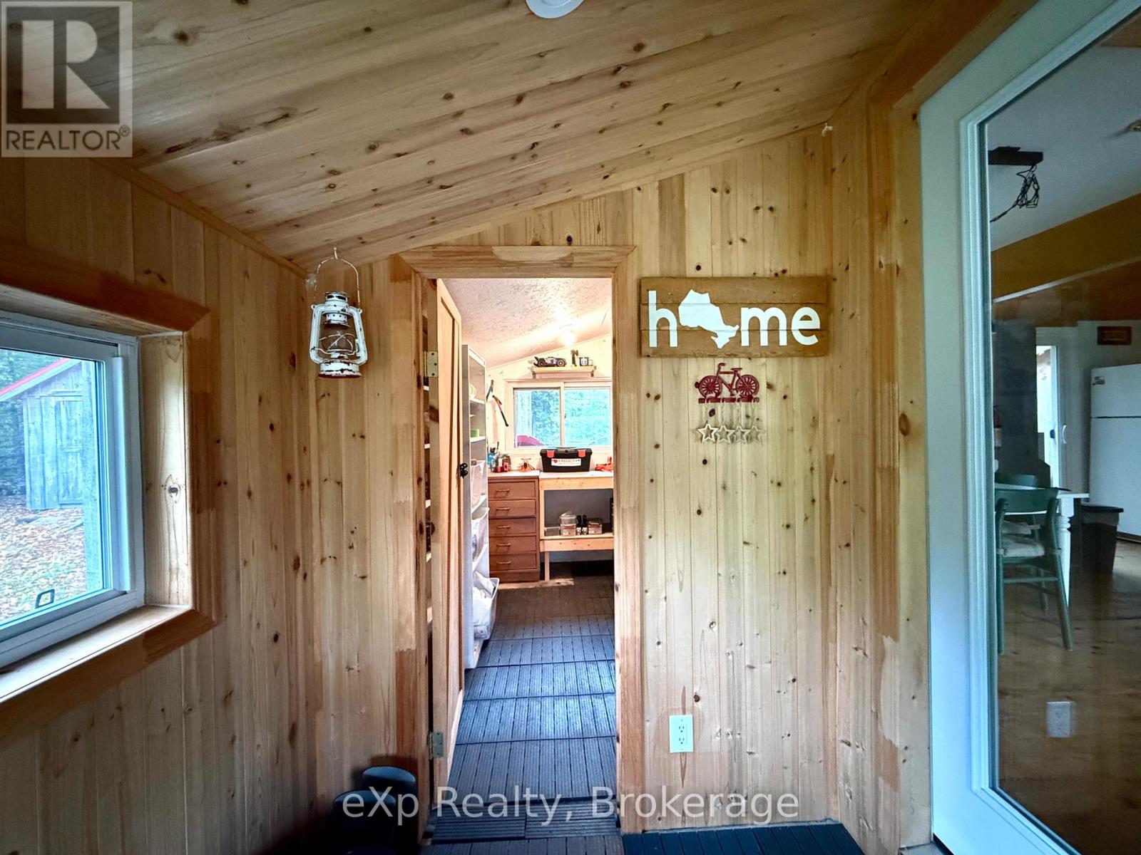 426 HURON ROAD - Image 39