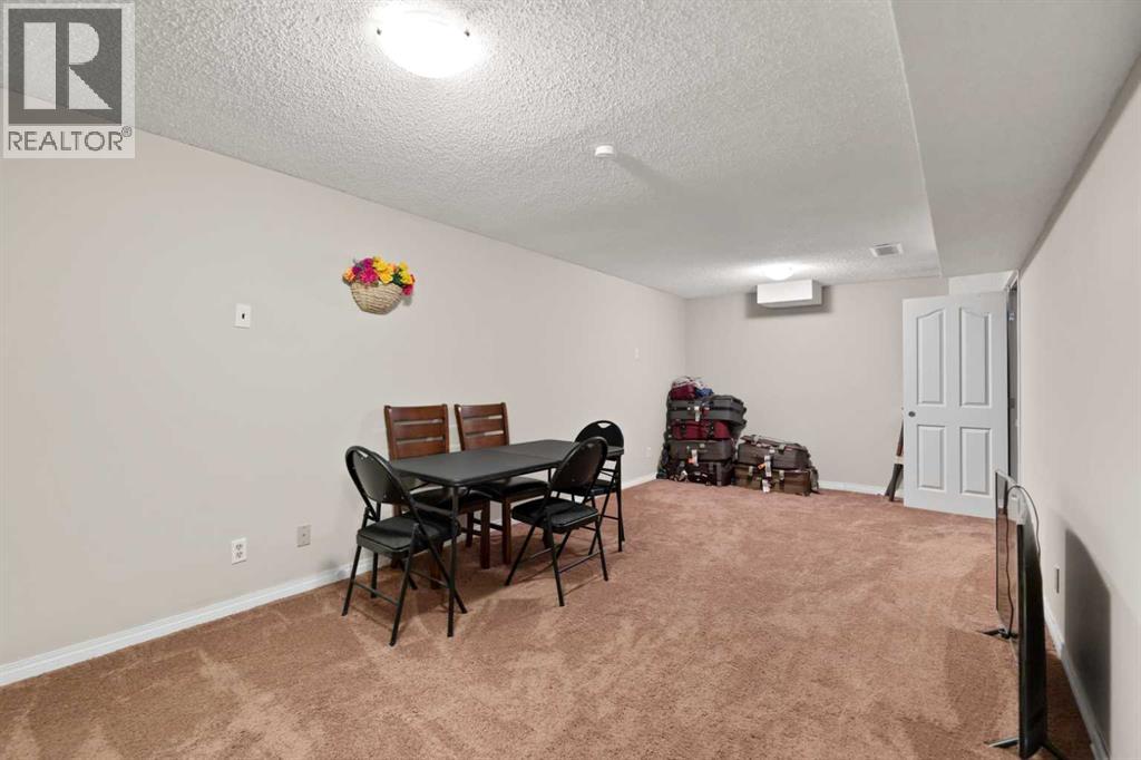 40 Pinecliff Close NE - 23