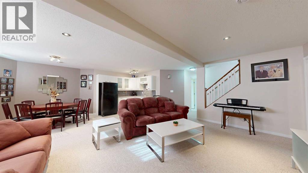 Listing photo – 4212 66 Street, Stettler
