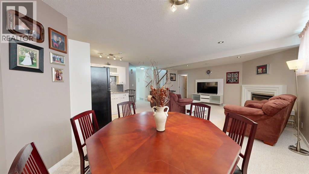 Listing photo – 4212 66 Street, Stettler