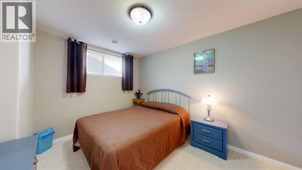 Listing photo – 4212 66 Street, Stettler