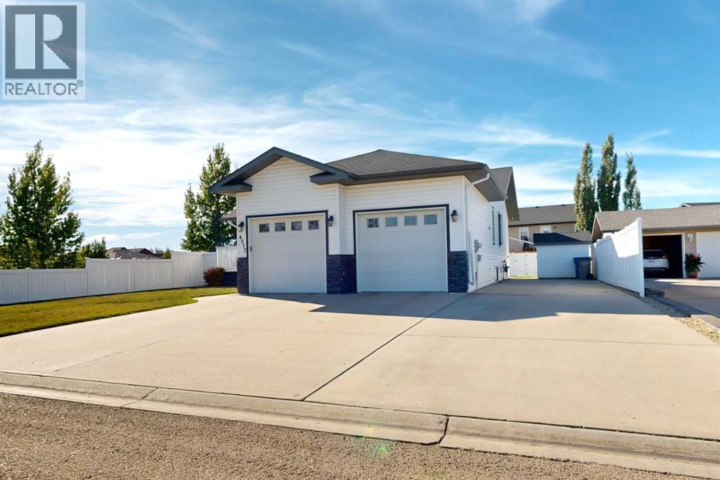 Listing photo – 4212 66 Street, Stettler