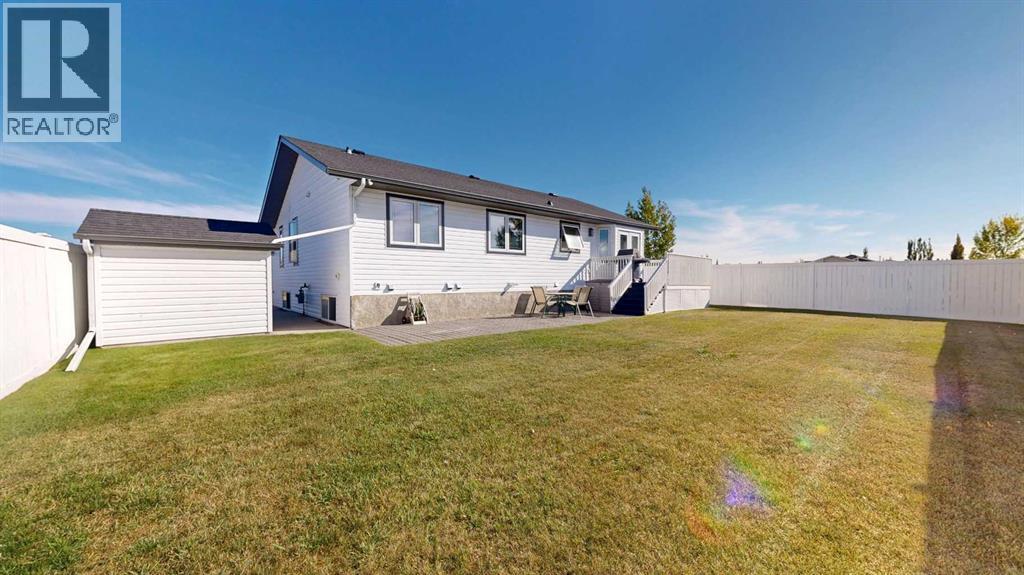 Listing photo – 4212 66 Street, Stettler
