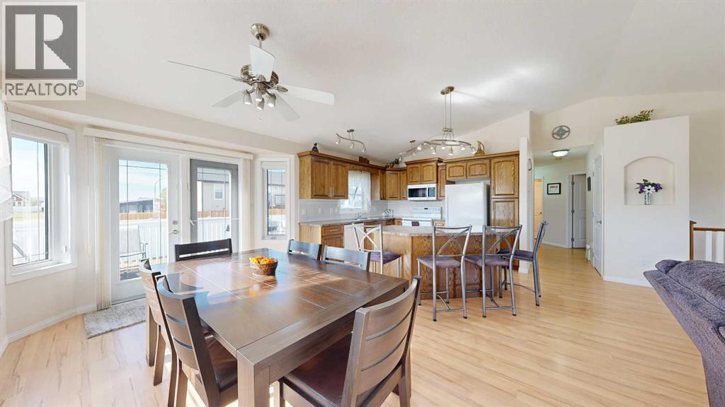 Listing photo – 4212 66 Street, Stettler