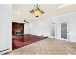 7041 198a Street, Langley, BC V2Y3H6 Photo 17