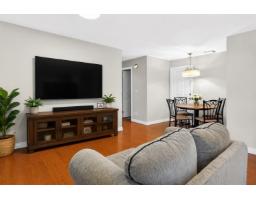 7041 198a Street, Langley, BC V2Y3H6 Photo 37