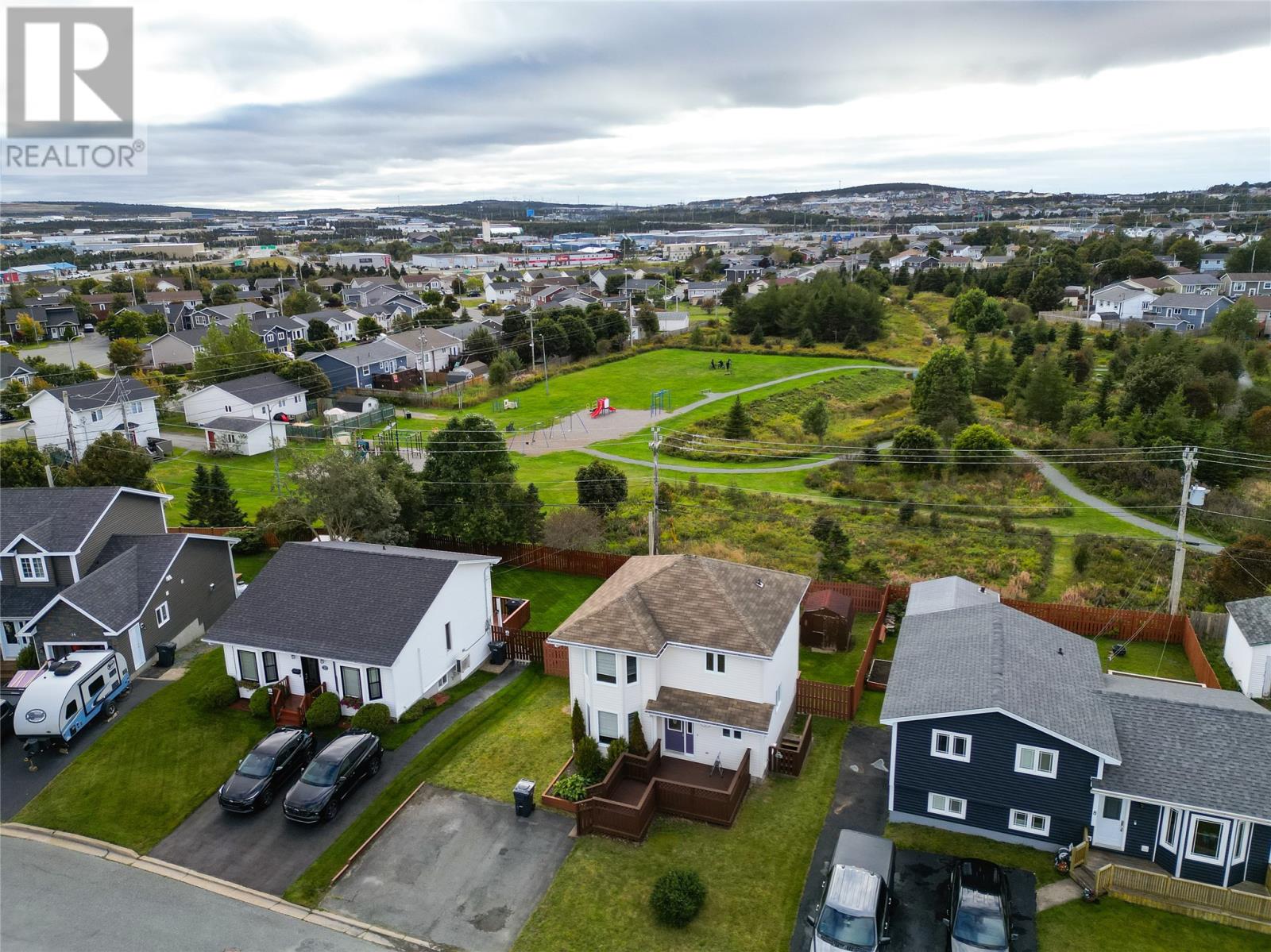 10 Clevedon Crescent - 33
