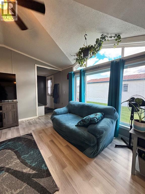 113 Clark Crescent - 5