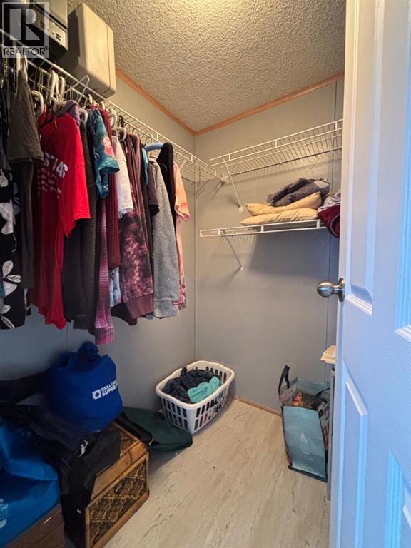 113 Clark Crescent - 12