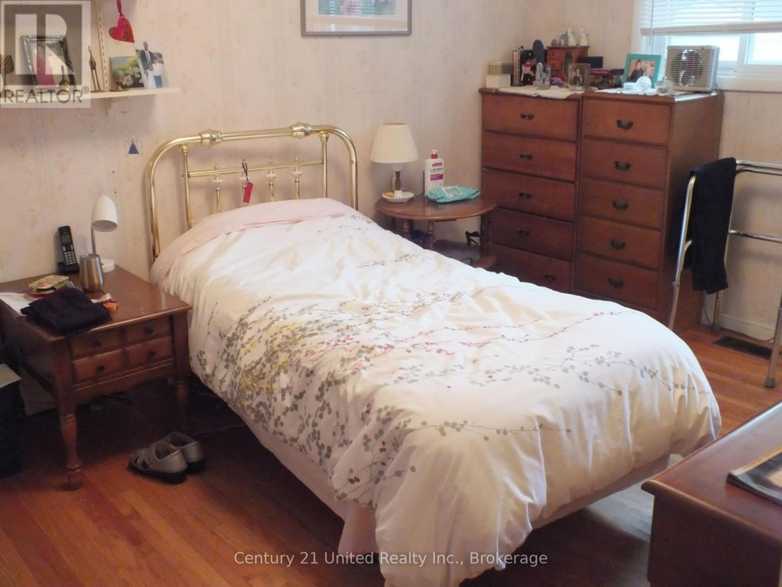 309 LINDAN AVENUE - 12