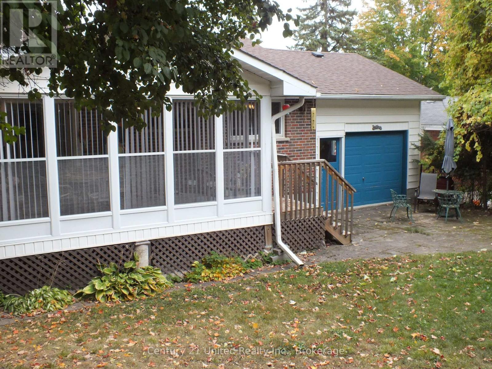 309 LINDAN AVENUE - 25