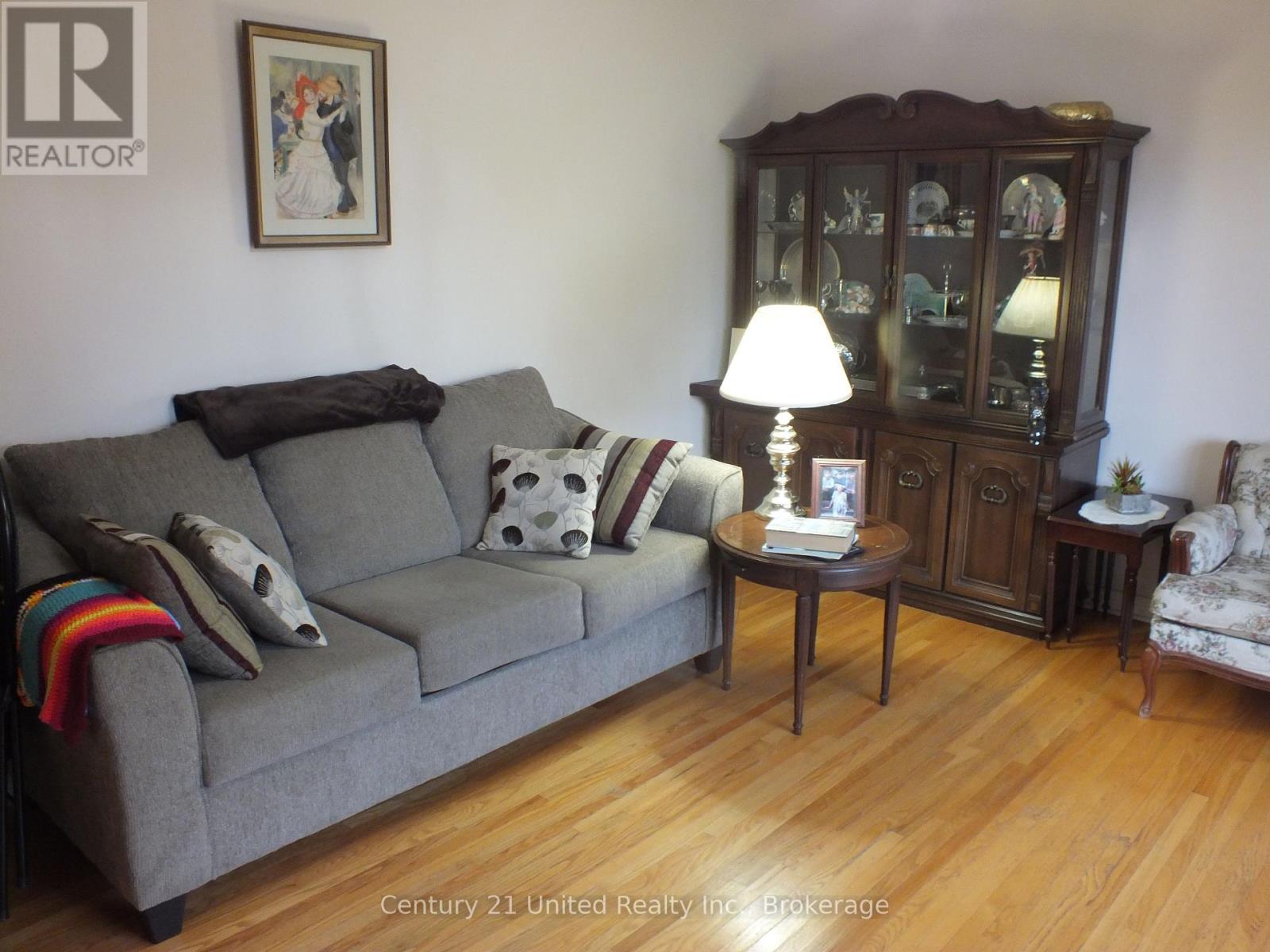 309 LINDAN AVENUE - Image 5