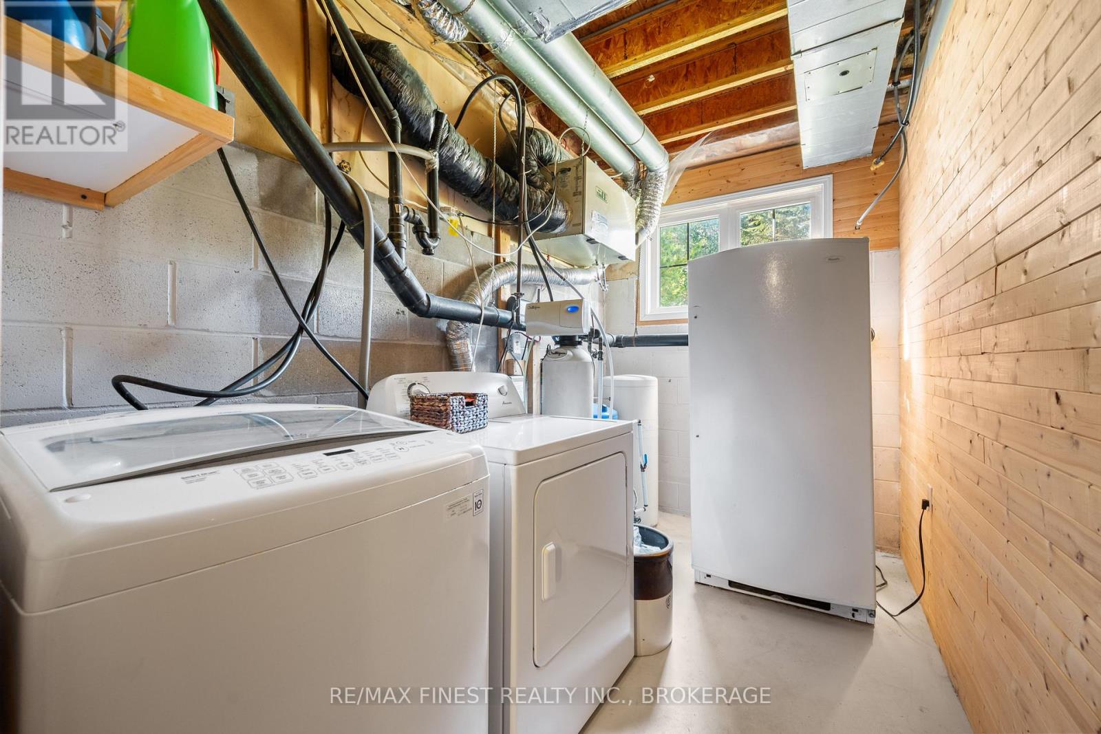 2442 KEELEY ROAD - Image 31