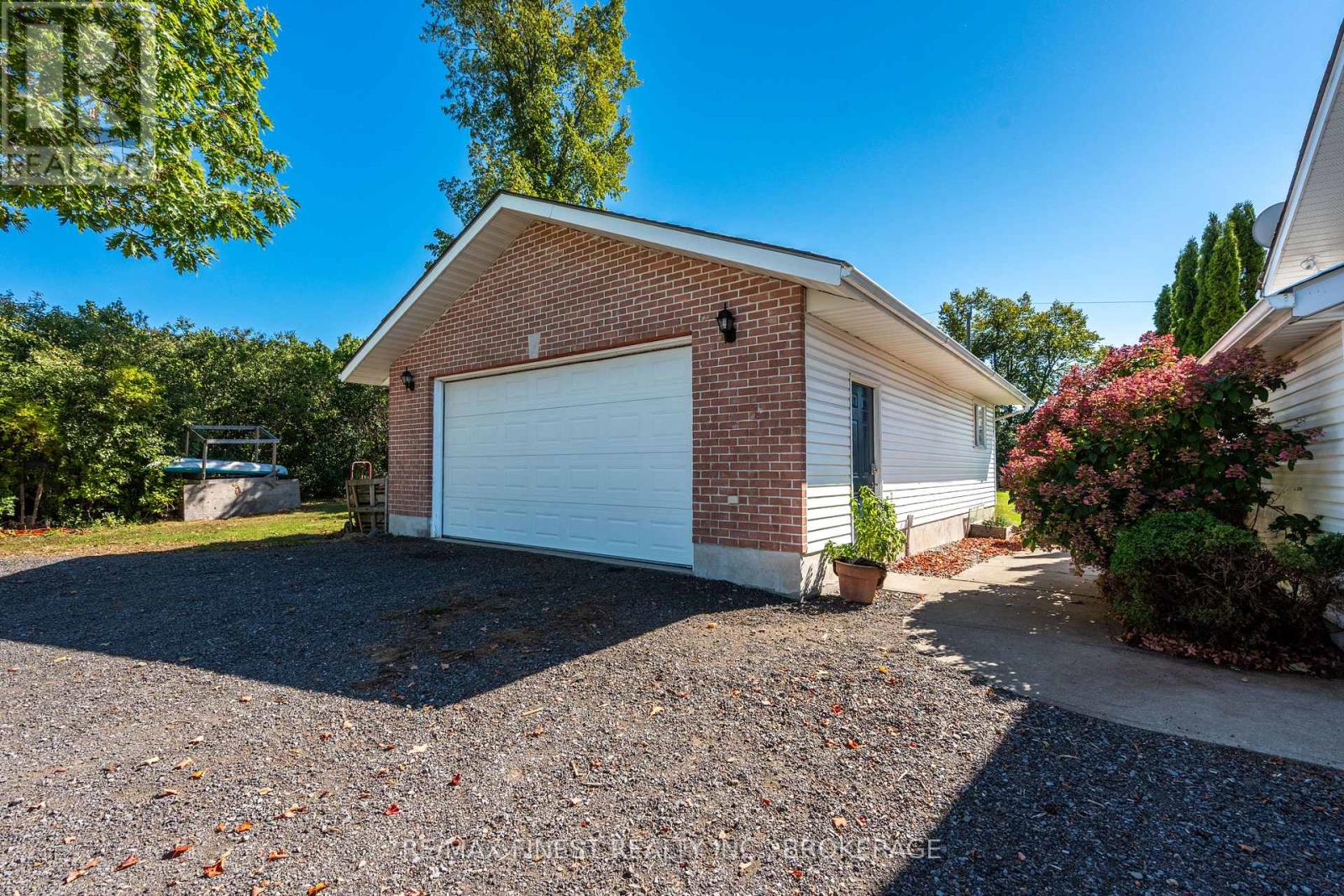 2442 KEELEY ROAD - Image 36