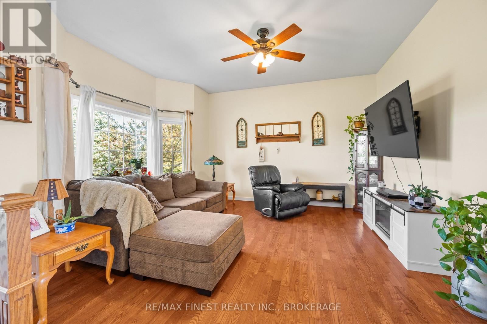 2442 KEELEY ROAD - Image 4