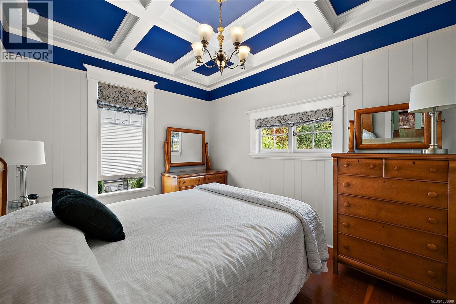 1528 Foul Bay Rd - 11