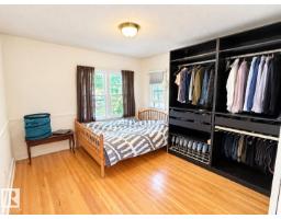Bedroom 4 - 8907 83 Av Nw, Edmonton, AB T6C1B4 Photo 6