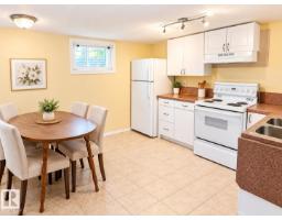 8907 83 Av Nw, Edmonton, AB T6C1B4 Photo 13