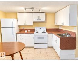 8907 83 Av Nw, Edmonton, AB T6C1B4 Photo 12