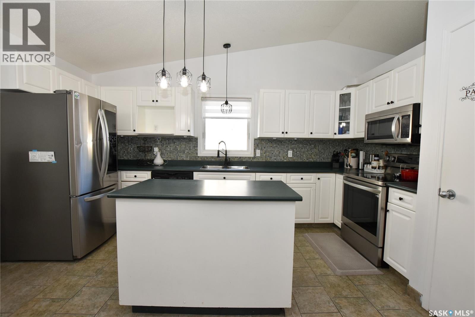 306 O'Regan CRESCENT - 9