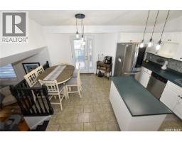 Living room - 306 O'regan Crescent, Saskatoon, SK S7L6T2 Photo 11