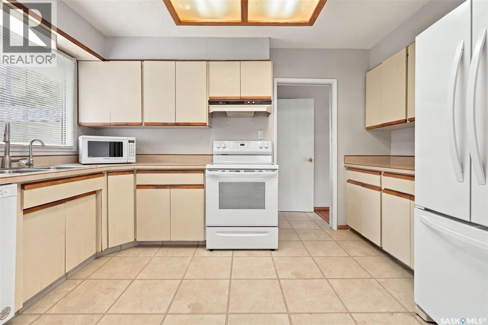 45 Cardinal CRESCENT - 13