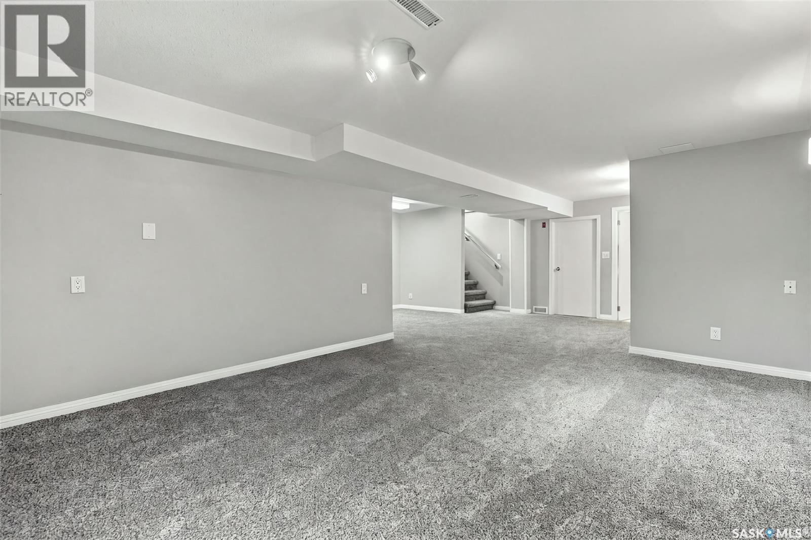 45 Cardinal CRESCENT - 29