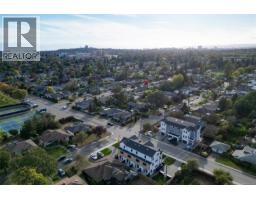 4 2100 Allenby St, Oak Bay, BC V8R3C3 Photo 70
