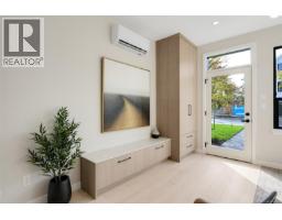 Bedroom - 1 2100 Allenby St, Oak Bay, BC V8R3C3 Photo 6