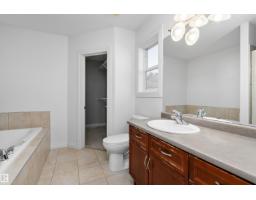 8419 2 Av Sw, Edmonton, AB T6X1H5 Photo 35