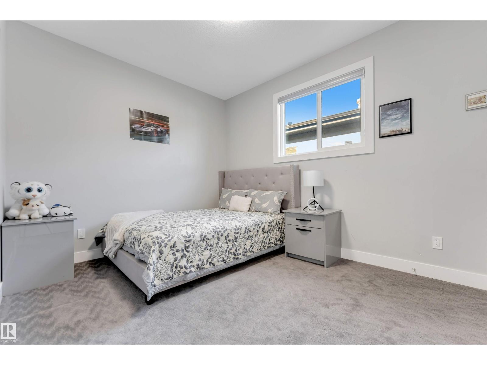 1831 18 ST NW - 30